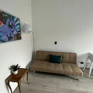https://olimpia-fidias-bilocale-isola.italymilanhotels.net