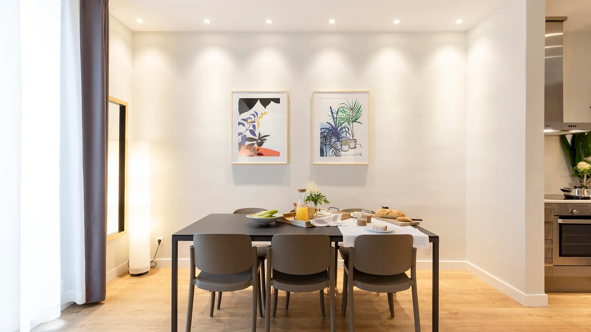 Aspasios Urquinaona Apartments Barcellona 0*,